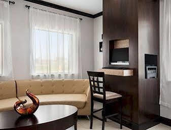 Days Inn Pearsall Esterno foto