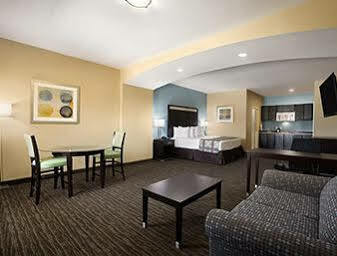 Days Inn Pearsall Esterno foto